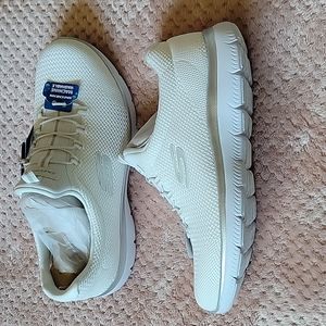 Brand new Skechers  Athletic Shoe